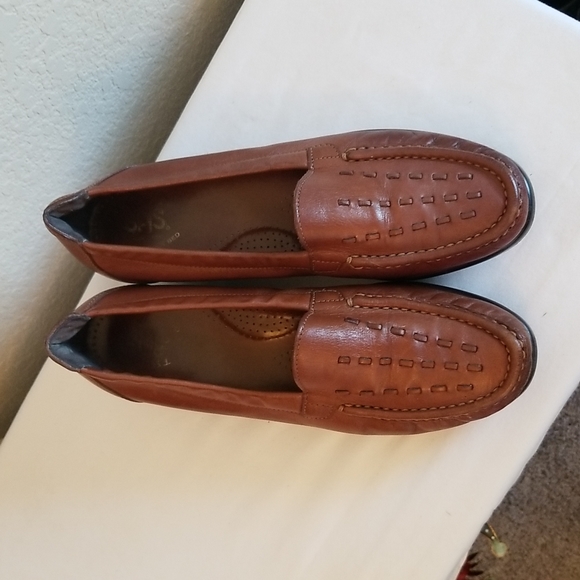 EUC SAS Tripad Weave Slip on Loafer Size 9N - Picture 3 of 13